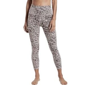 Athleta Elation Textured 7/8 Tights Leggings M Black Beige White Inseam 21.5"